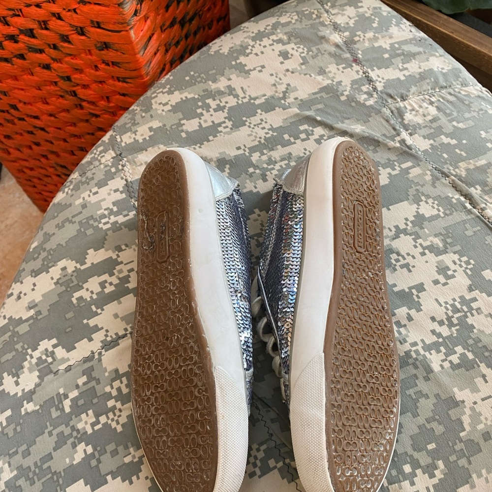 Coach Garrett Silver Sequin Women's Sneakers S 8B - Picture 4 of 13